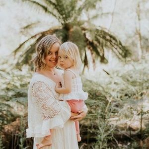 Meet your Posher, Caitlin